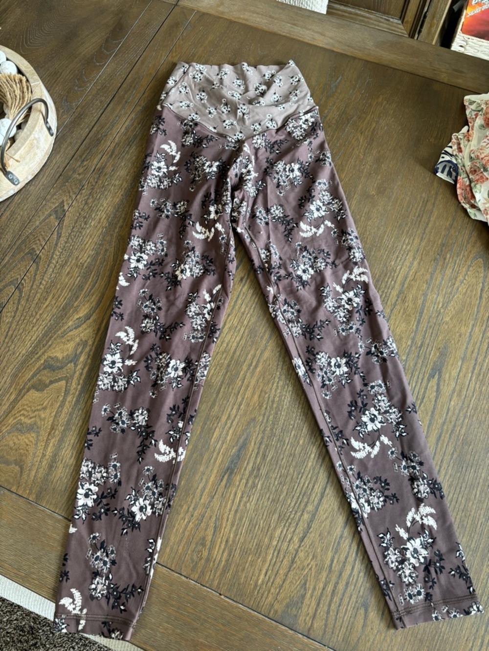 NWOT Aerie Small Floral Legging Pant in Dusty Mauve/Brown